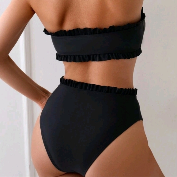 Women's Summer Beach Solid Color Ruffle Trim Bandeau Bikini Set With Front Knot - Picture 2 of 4